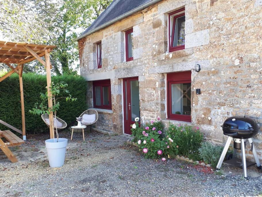 Le Gite De La Menuiserie Maisoncelles-la-Jourdan エクステリア 写真