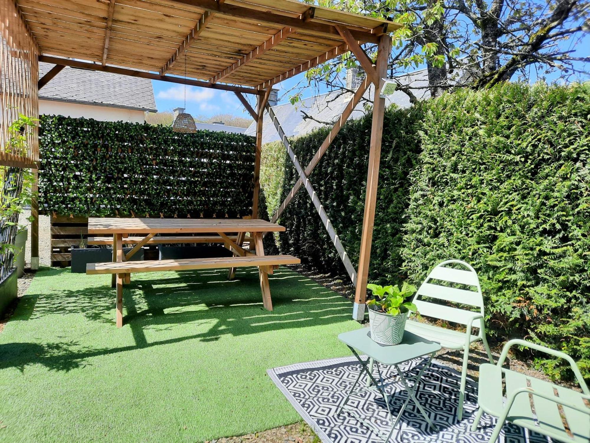 Le Gite De La Menuiserie Maisoncelles-la-Jourdan エクステリア 写真